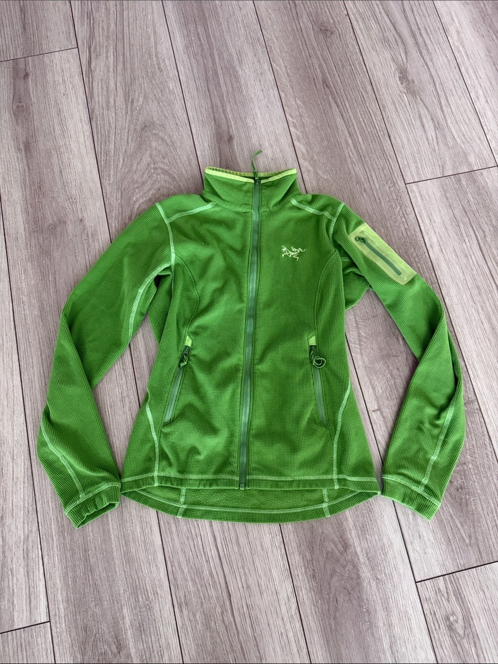 Arc'teryx Women’s Delta LT jacket Green XS